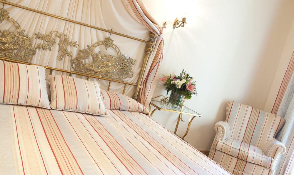 סביליה Hotel Dona Maria מראה חיצוני תמונה