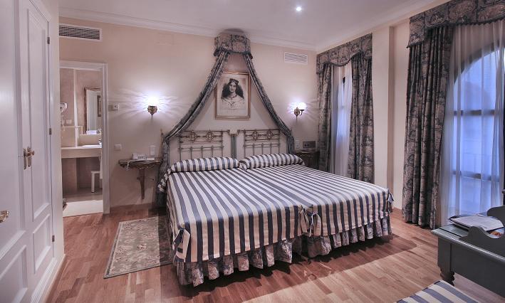סביליה Hotel Dona Maria מראה חיצוני תמונה