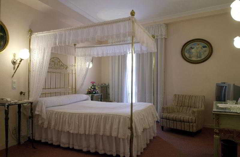 סביליה Hotel Dona Maria מראה חיצוני תמונה