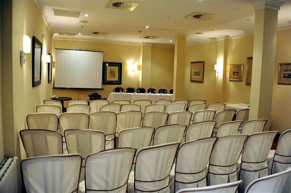 סביליה Hotel Dona Maria מראה חיצוני תמונה